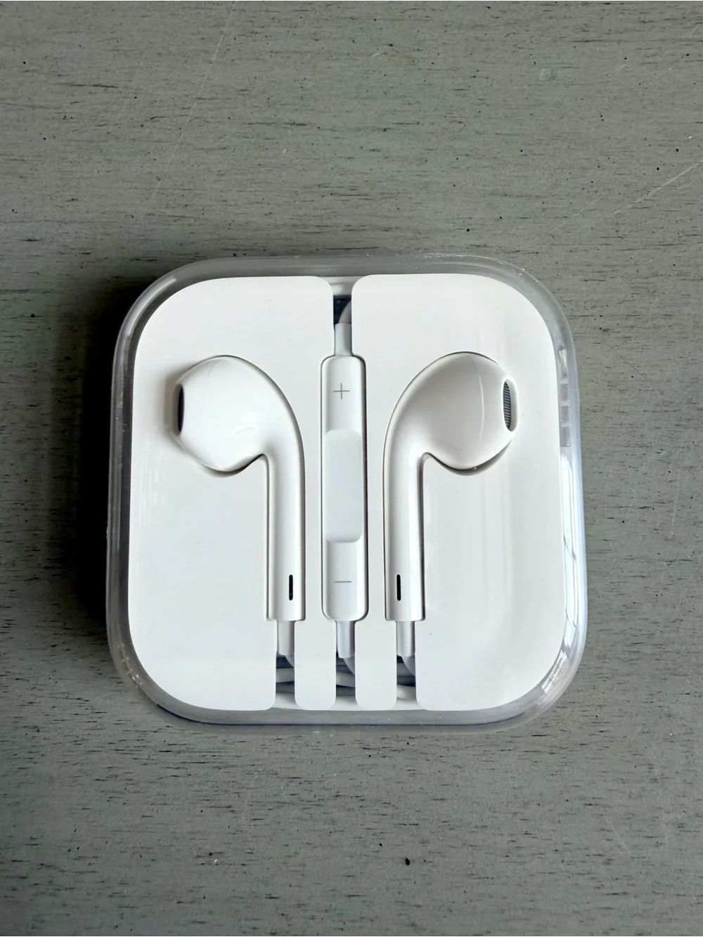 Apple wired earpods